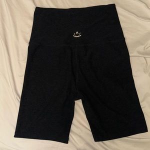 Beyond yoga biker shorts